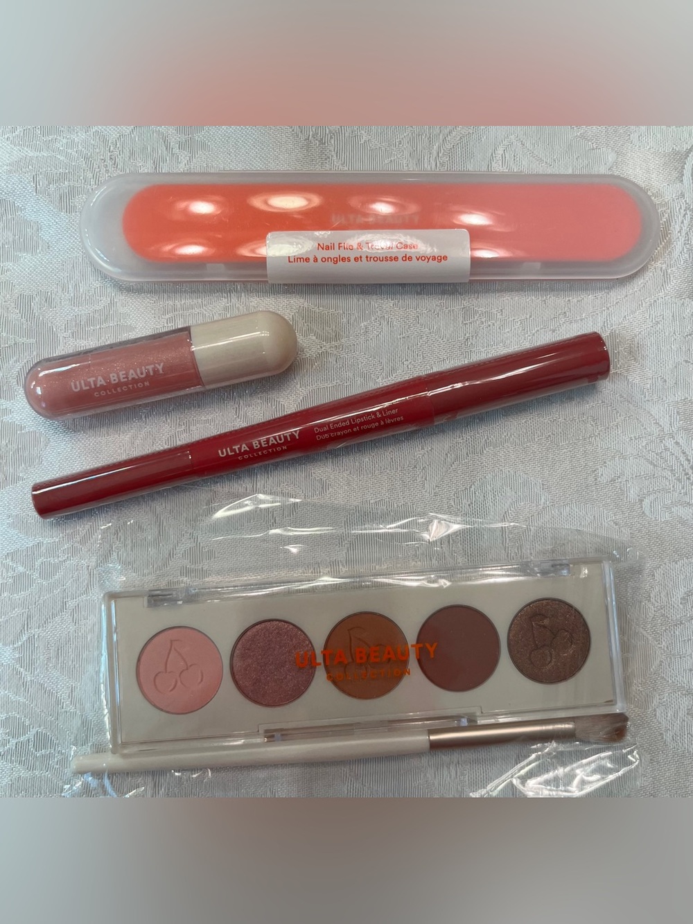 Ulta Beauty Collection Makeup Gift Set NWT